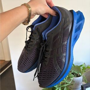 Men’s ASICS Novablast 10.5